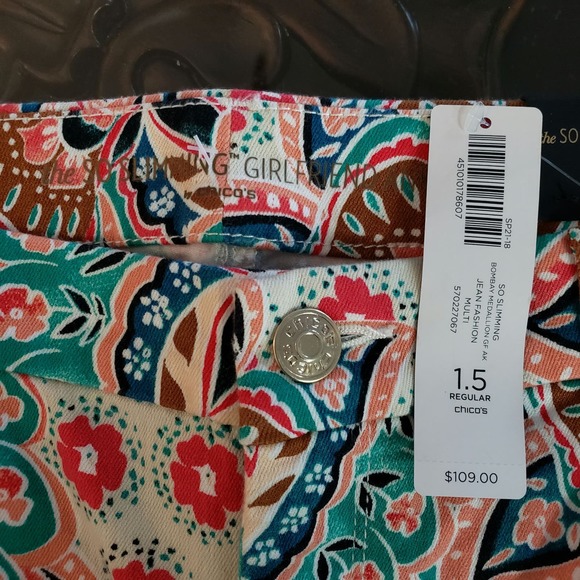Chico's Bombay Medallion Pant Size M/10 Pink Multi Slimming Girlfriend Ankle NWT - Picture 7 of 9